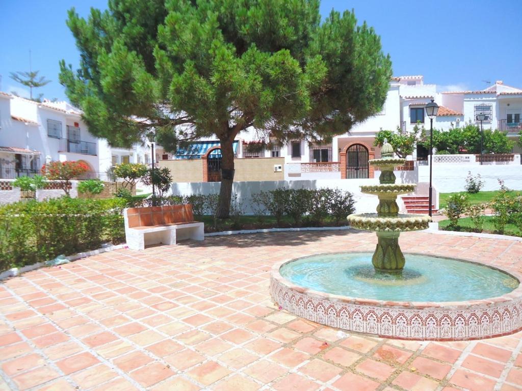 Peperent Casa Pino Vila Nerja Exterior foto